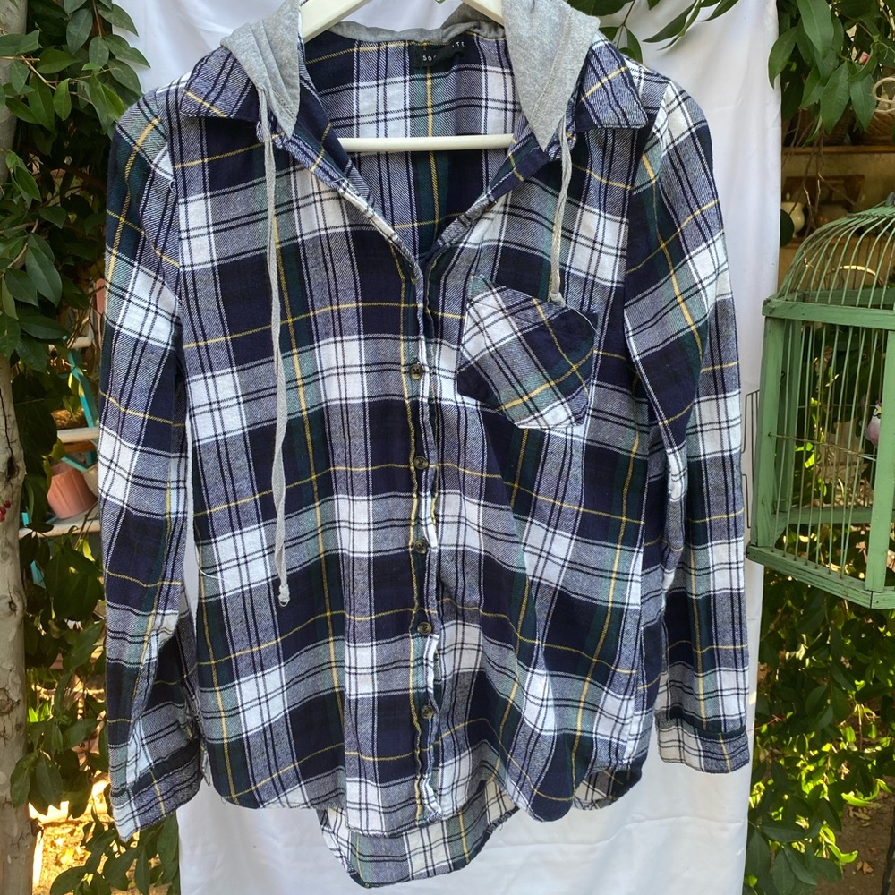 Flannel - Picture 2 of 4